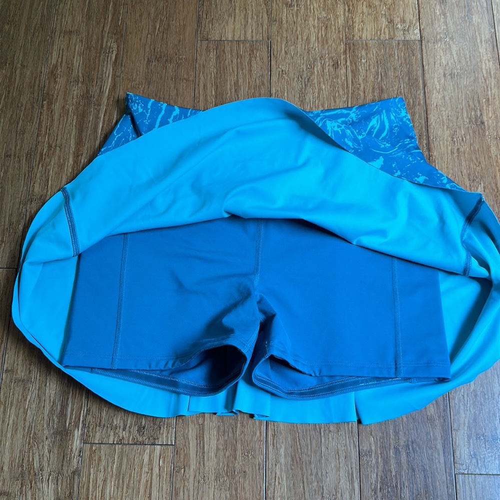 Athleta Ace Printed Tennis Skort 13.5" Ripple Marble Borealis Size Small - Picture 6 of 10